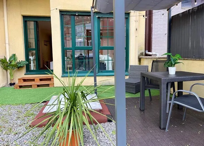 Estudio Con Terraza En El Corazon De Oviedo